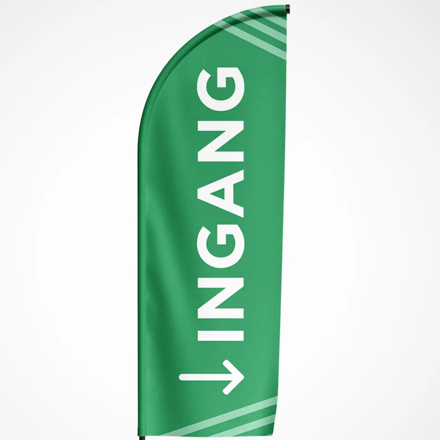 Groene beachvlag ingang met witte tekst en pijl met diagonale strepen boven en onder